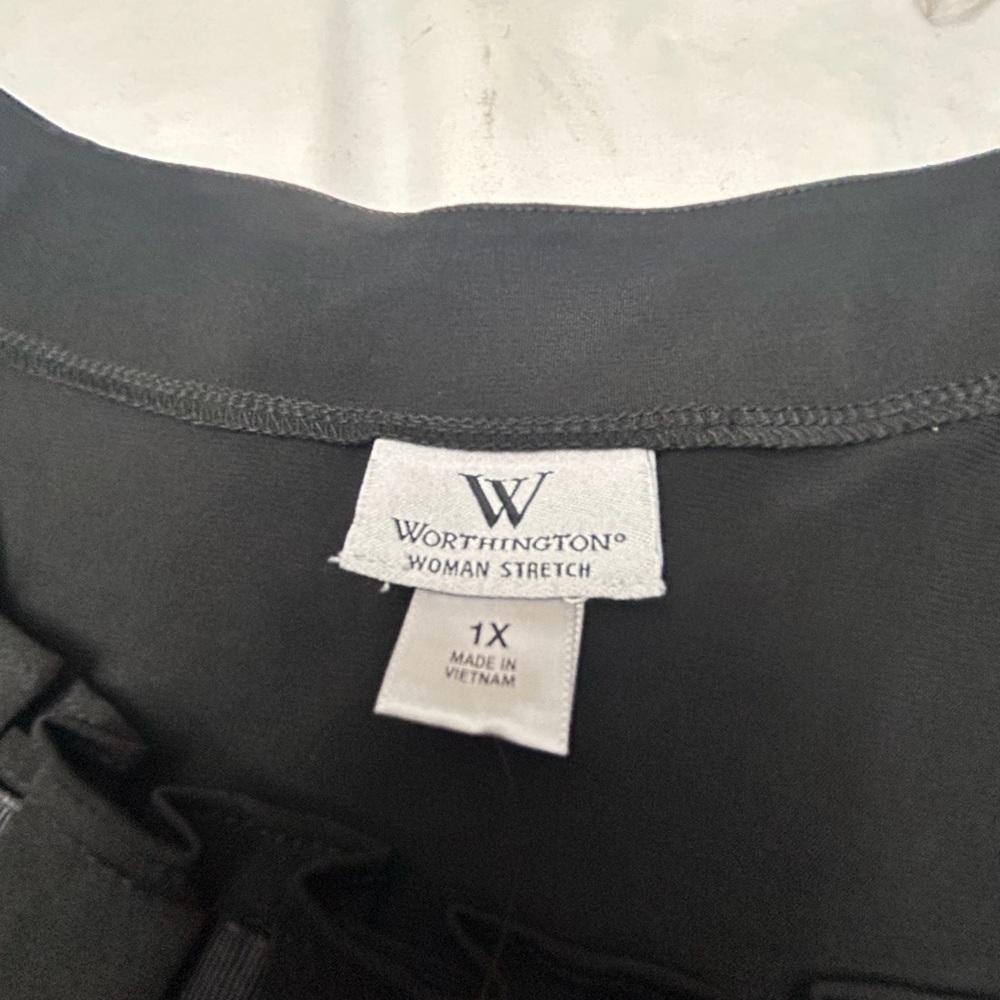WORTHINGTON BLOUSE - Picture 9 of 11